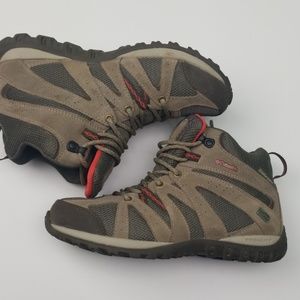 COLUMBIA Boots Women's size 7.5 Techlite Waterproo